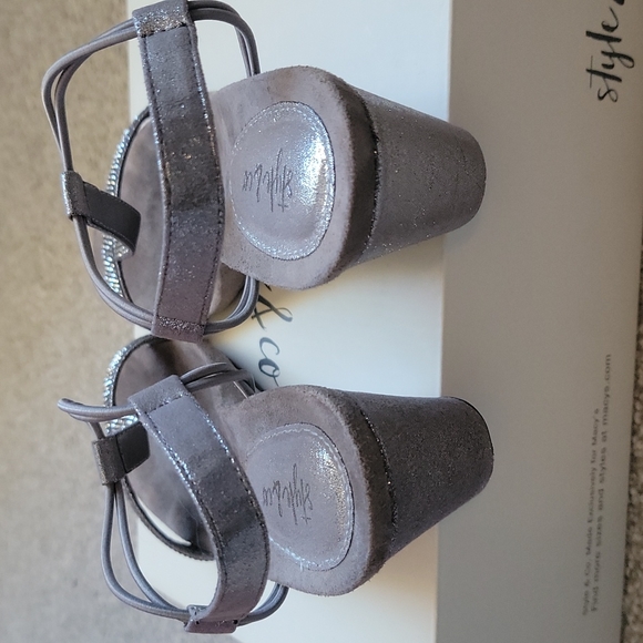 Macy's Womens wedges size 7.5 - Picture 7 of 8